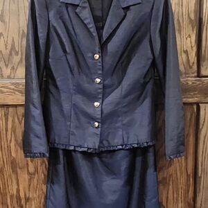 Elegant Navy Women's Skirt Suit